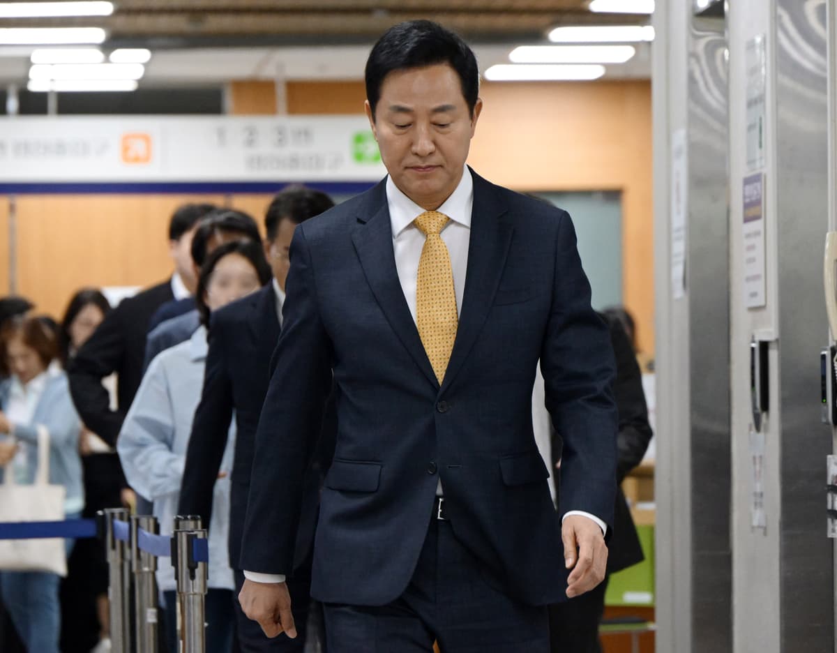 Court Rulings on Three Opposition Figures Set From Mid-October - Seoul Economic Daily