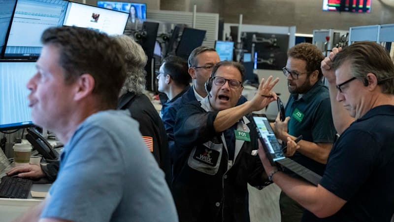 Mercados hoje: Wall Street em alta com petróleo e rendimentos estáveis - EUROPE SAYS
