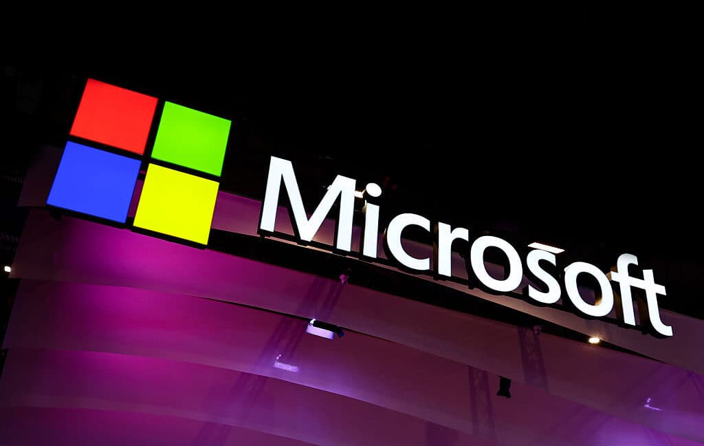 Microsofts neue Cybersecurity-KI schlägt Konkurrenten bei halben Kosten — Explosion