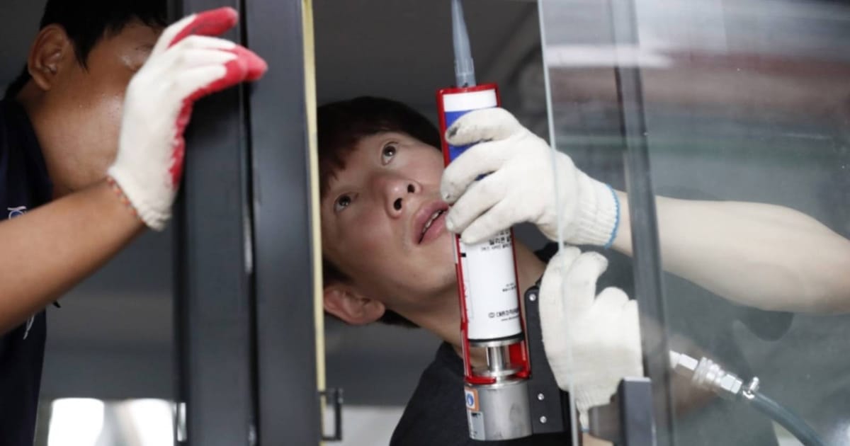 Asian factory activity expands thanks to global AI boom