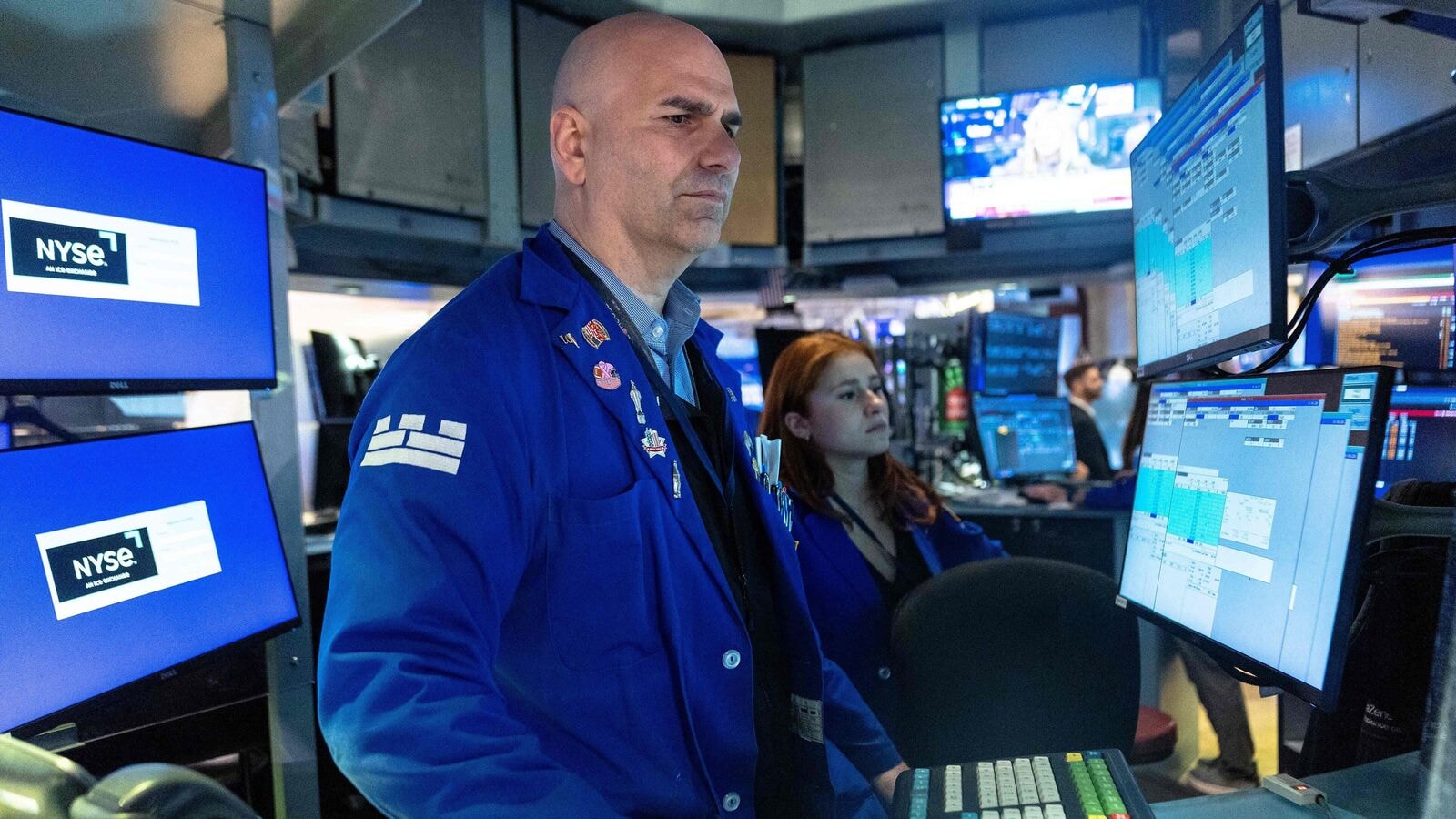 Wall Street: S&P 500, Nasdaq rebound as chipmakers recover, investors brace for big tech earnings