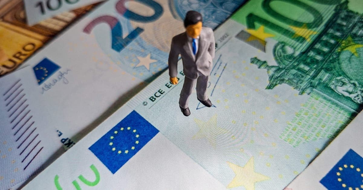 EU Commission calls for anti-corruption reforms in Spain, Hungary – POLITICO